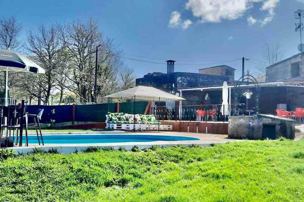 Alojamiento Entero Con Piscina Y Jardin. Ourense Esterno foto
