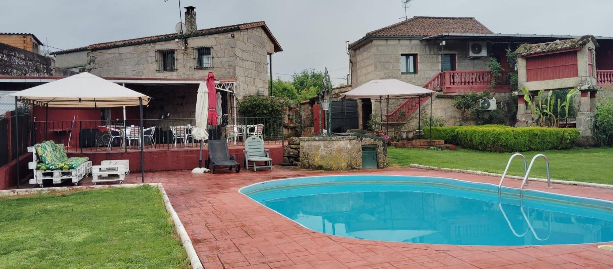 Alojamiento Entero Con Piscina Y Jardin. Ourense Esterno foto